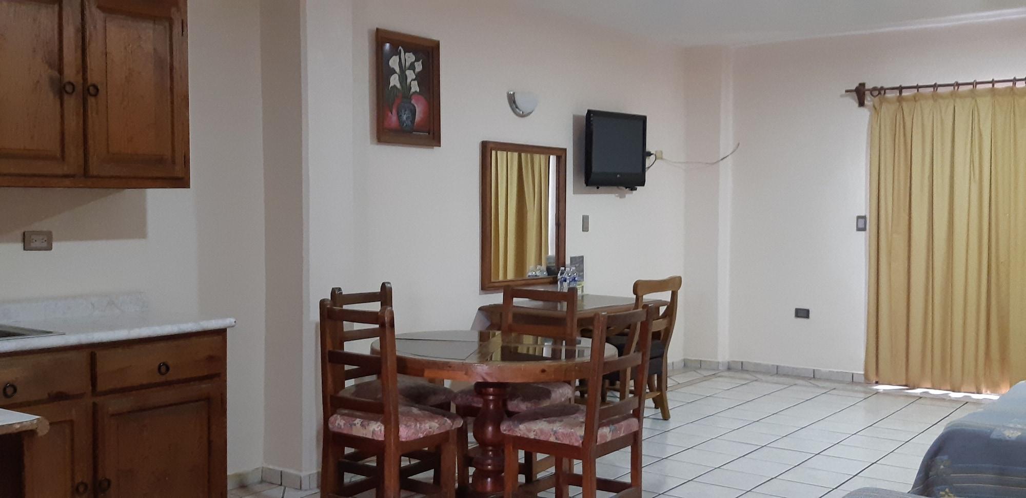 Hotel Las Fuentes Los Mochis Kültér fotó