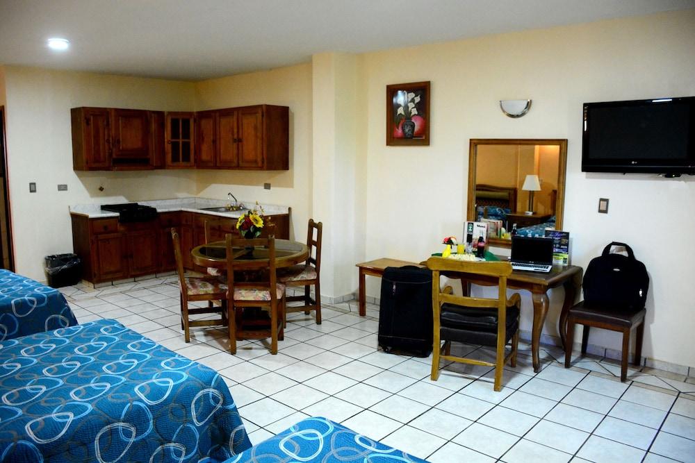 Hotel Las Fuentes Los Mochis Kültér fotó