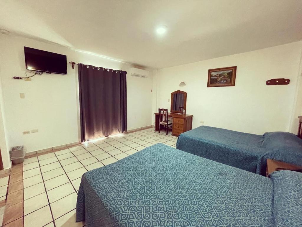 Hotel Las Fuentes Los Mochis Kültér fotó