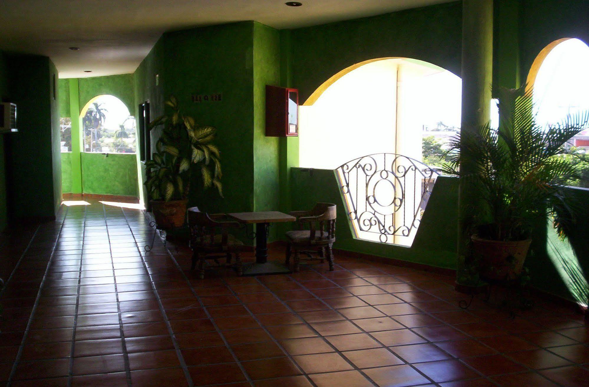 Hotel Las Fuentes Los Mochis Kültér fotó